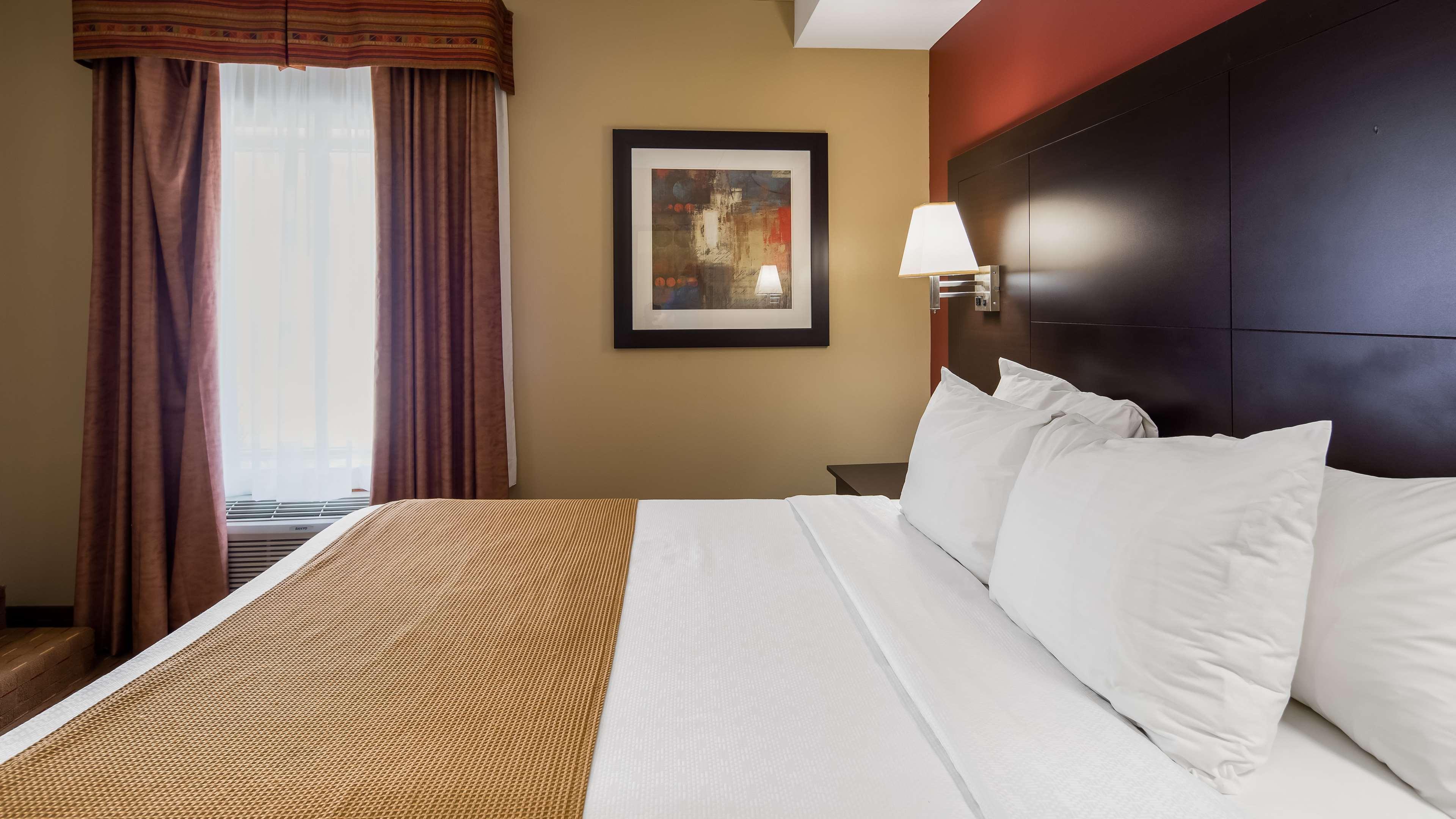 Best Western Plus Bowmanville Exterior foto