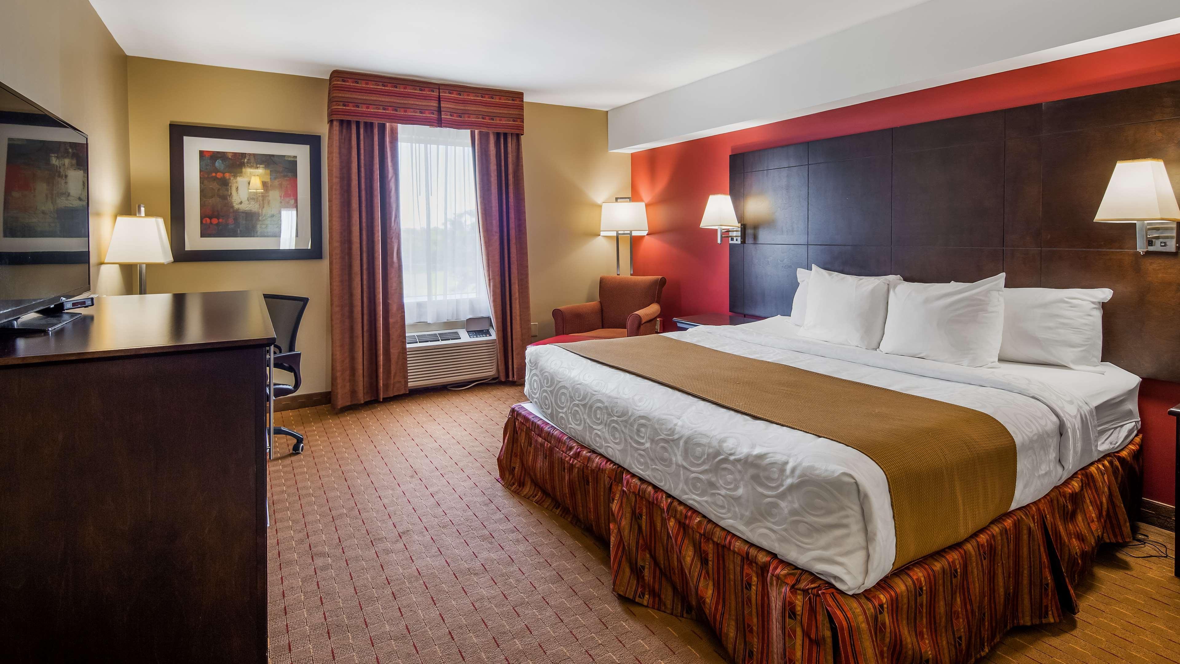 Best Western Plus Bowmanville Exterior foto